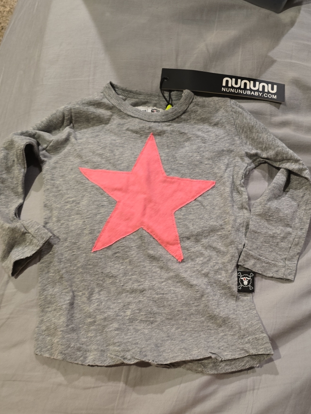 nununu Grey Long-Sleeve Tee with Pink Star